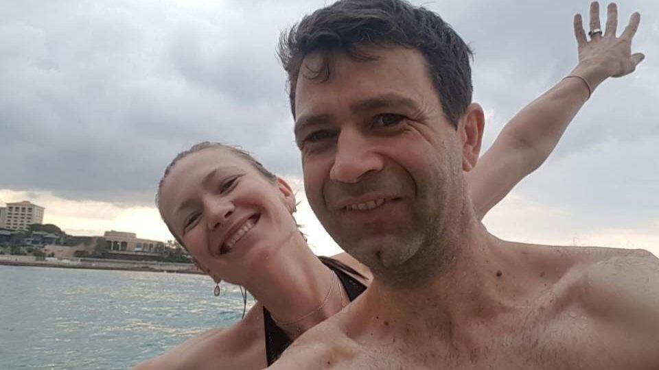 Подружжя легендарних біатлоністів екзотично відзначили вихід на спортивну пенсію: фото Подружжя легендарних біатлоністів екзотично відзначили вихід на спортивну пенсію: фото