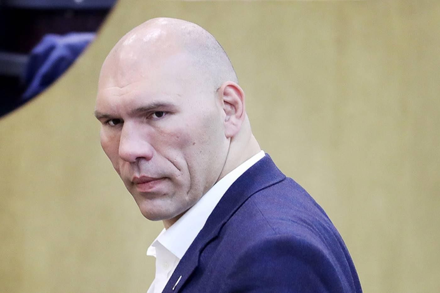 Усик смог нейтрализовать главное оружие Мурата, – Валуев о причинах поражения Гассиева Усик смог нейтрализовать главное оружие Мурата, – Валуев о причинах поражения Гассиева