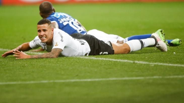 "Динамо" поборется с "Шахтером" за бразильского игрока "Динамо" поборется с "Шахтером" за бразильского игрока