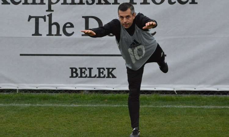 Украинские арбитры будут работать на матчах Лиги Чемпионов и Лиги Европы Украинские арбитры будут работать на матчах Лиги Чемпионов и Лиги Европы