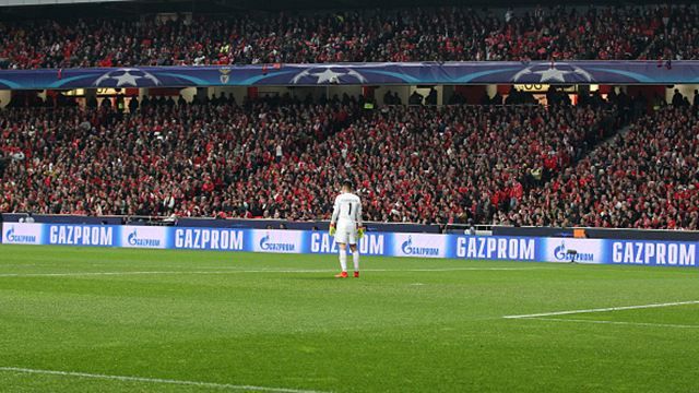 Реклама российского "Газпрома" будет на украинских стадионах Реклама российского "Газпрома" будет на украинских стадионах