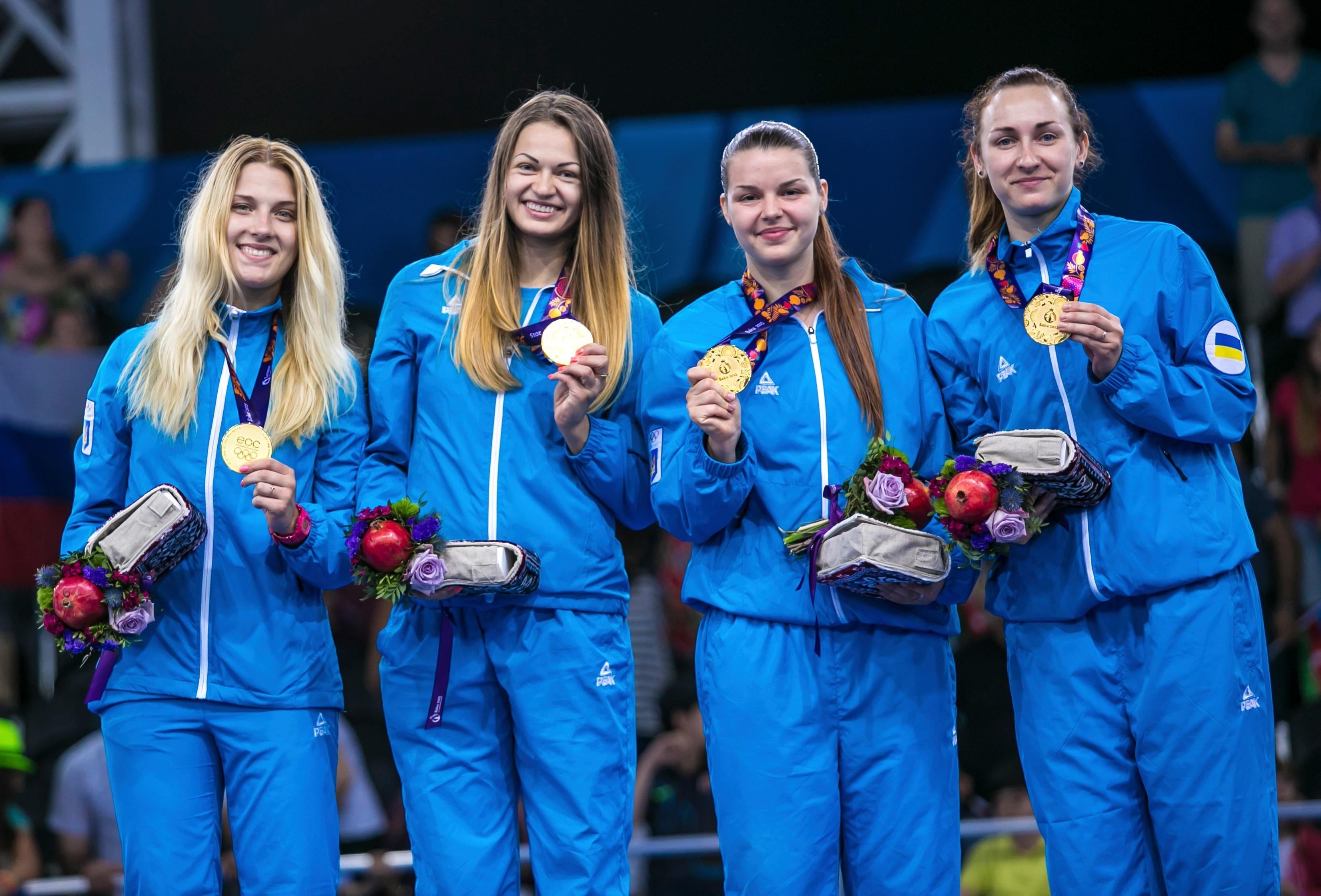 Багаж українських шаблісток знайшовся: втрутився міністр Багаж українських шаблісток знайшовся: втрутився міністр