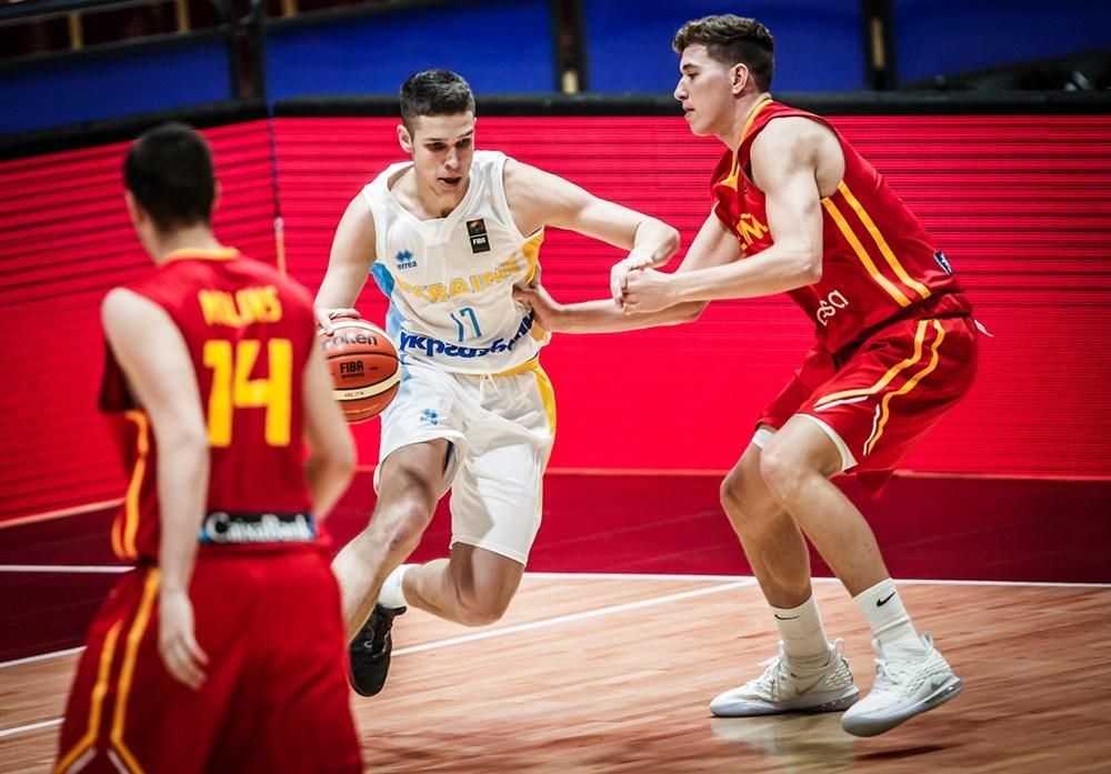 Збірна України сенсаційно обіграла Іспанію у стартовому матчі Євробаскету-2018