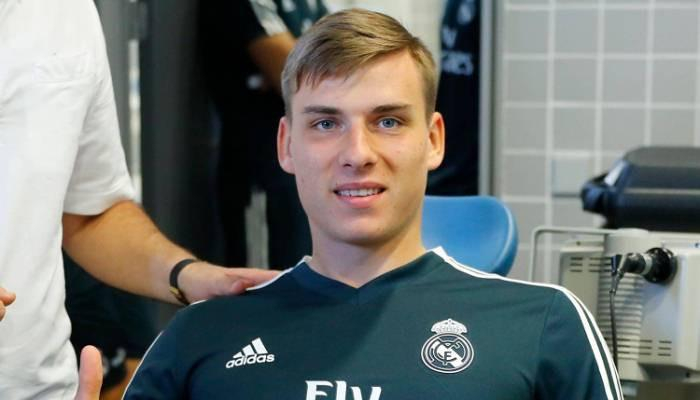 Андрей Лунин вместе с Гаретом Бэйлом прошел медосмотр в "Реале"