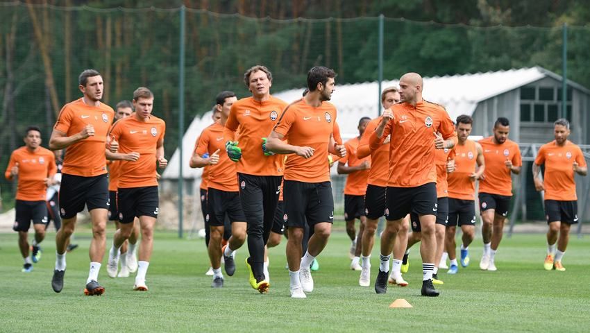 "Шахтар" розпочав підготовку до матчу з "Динамо" за Суперкубок України "Шахтар" розпочав підготовку до матчу з "Динамо" за Суперкубок України