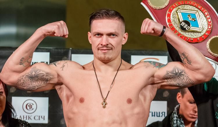 Олександр Усик: "Не потрібні мені ніякі зірки героя" Олександр Усик: "Не потрібні мені ніякі зірки героя"