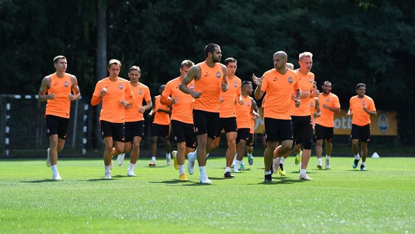 Чотири гравці "Шахтаря" пропустили тренування команди перед матчем з "Динамо" Чотири гравці "Шахтаря" пропустили тренування команди перед матчем з "Динамо"