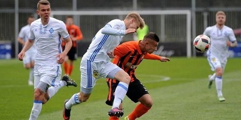 "Динамо" U-21 победила "Шахтер" U-21 на последних минутах матча "Динамо" U-21 победила "Шахтер" U-21 на последних минутах матча