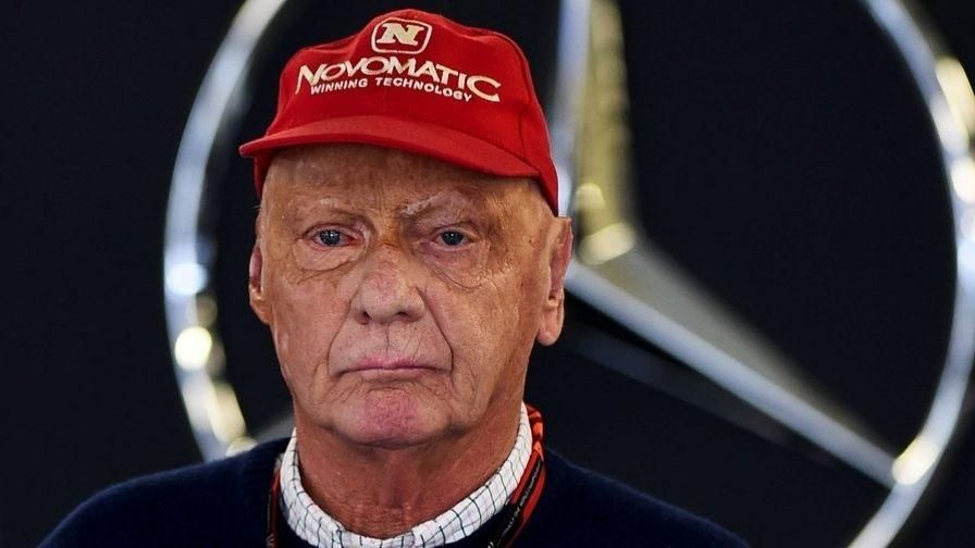 Легендарний гонщик Формули-1 переніс операцію на легені і знаходиться у критичному стані