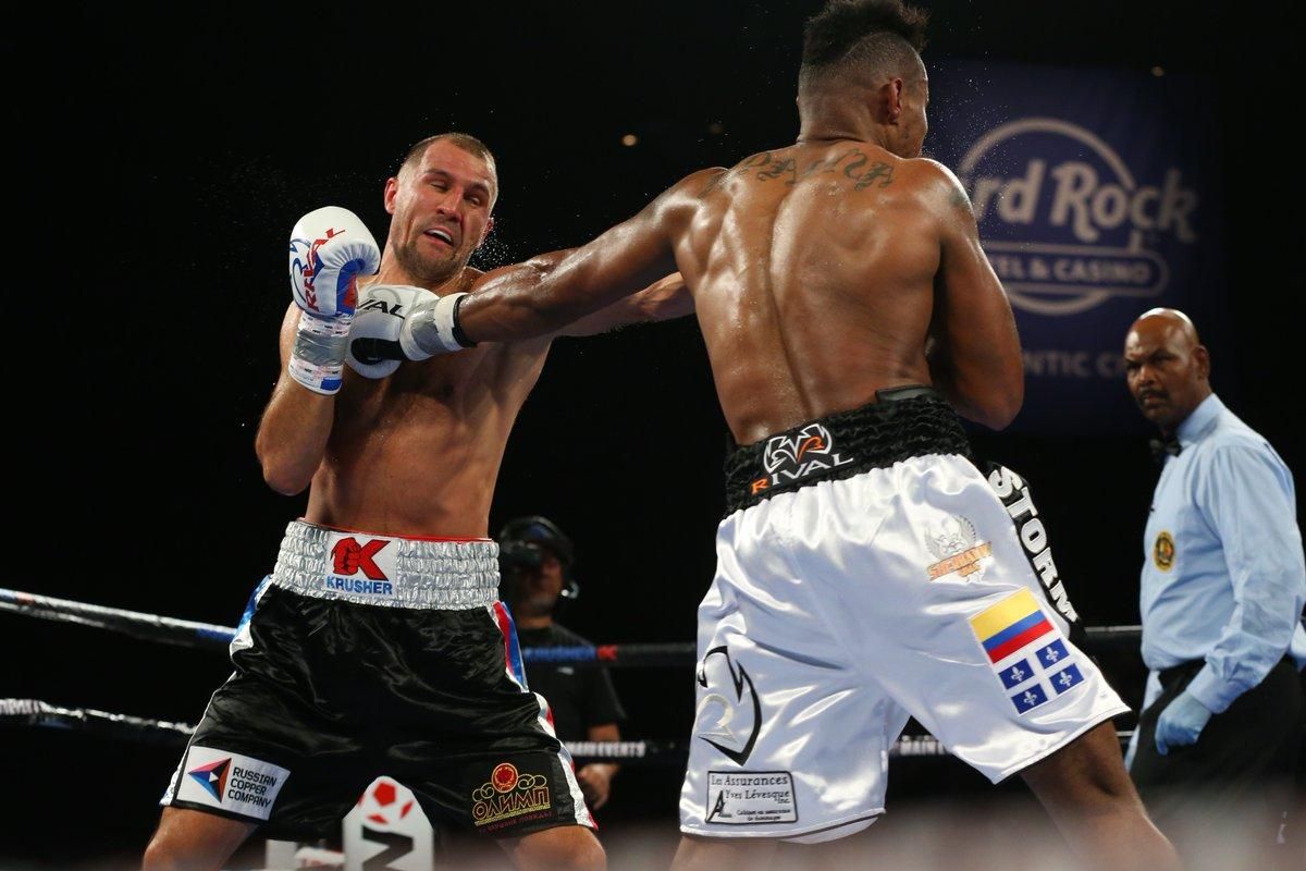 Альварес переміг росіянина Ковальова і відібрав пояс чемпіона світу Альварес переміг росіянина Ковальова і відібрав пояс чемпіона світу