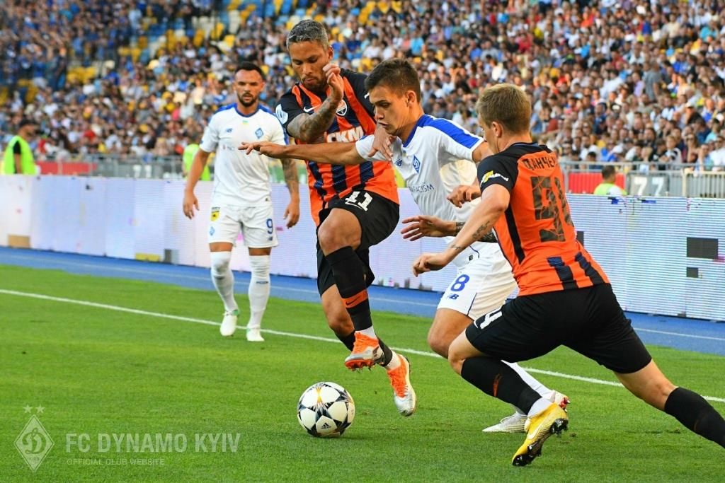 "Динамо" перемагає "Шахтар", "Олександрія" – лідер УПЛ: головні підсумки 3-го туру "Динамо" перемагає "Шахтар", "Олександрія" – лідер УПЛ: головні підсумки 3-го туру