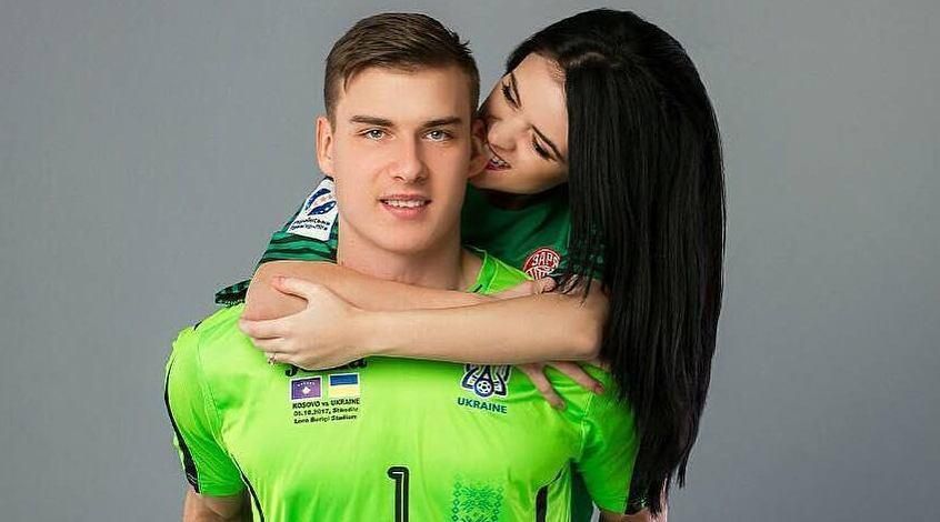 Болею за "Шахтер" и хотела, чтобы Андрей играл именно там, – девушка Лунина Болею за "Шахтер" и хотела, чтобы Андрей играл именно там, – девушка Лунина