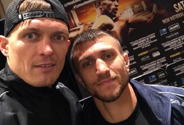 Усик та Ломаченко "показали клас" зі стрибків у воду: відео Усик та Ломаченко "показали клас" зі стрибків у воду: відео