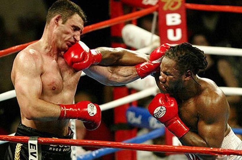 Леннокс Льюїс та Віталій Кличко вже у жовтні знову зустрінуться на рингу Леннокс Льюїс та Віталій Кличко вже у жовтні знову зустрінуться на рингу