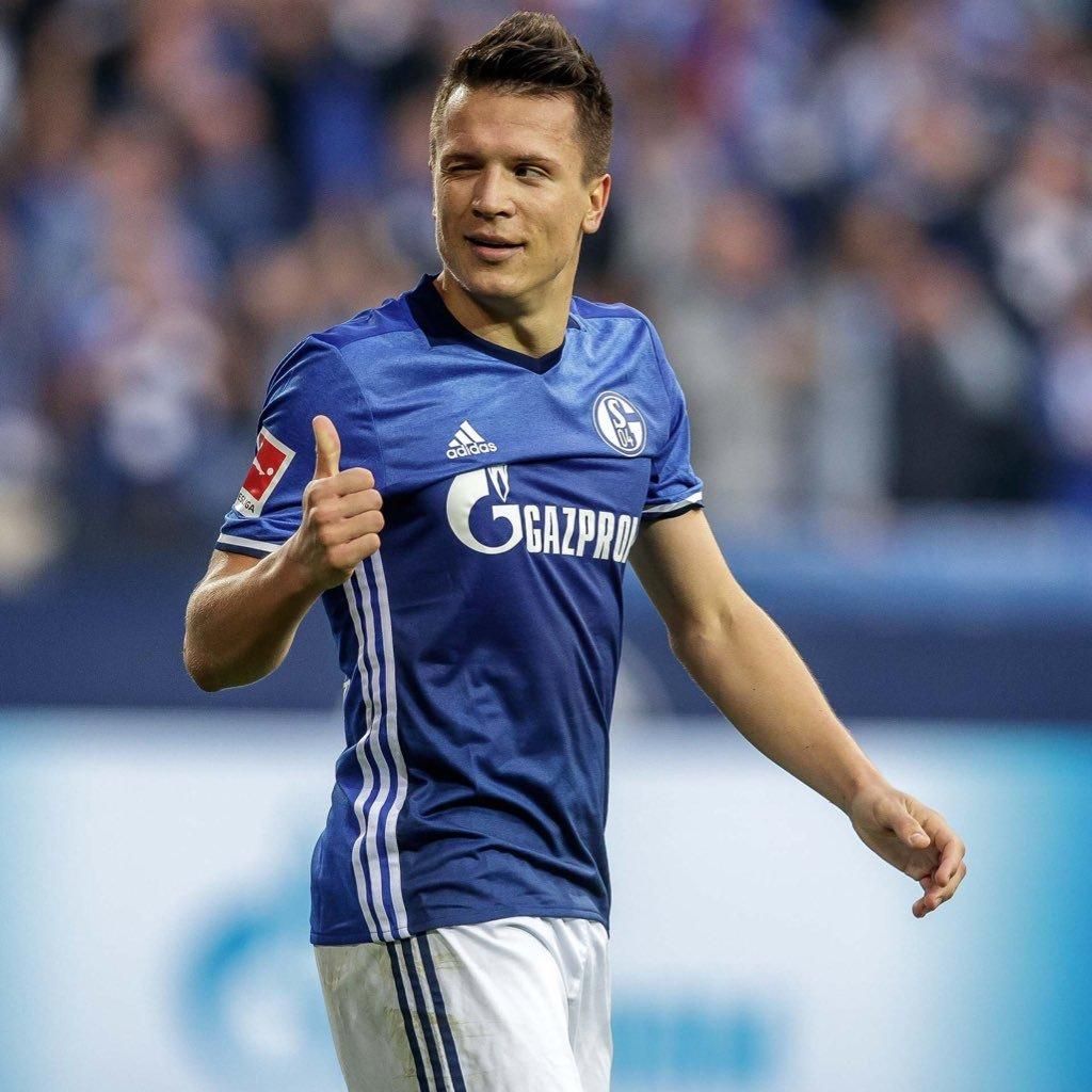 Коноплянка пропустит первый матч "Шальке" в сезоне Коноплянка пропустит первый матч "Шальке" в сезоне