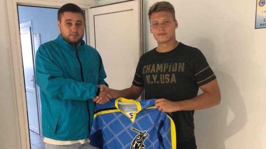 Російський нападник поповнив склад херсонського "Дніпра" Російський нападник поповнив склад херсонського "Дніпра"