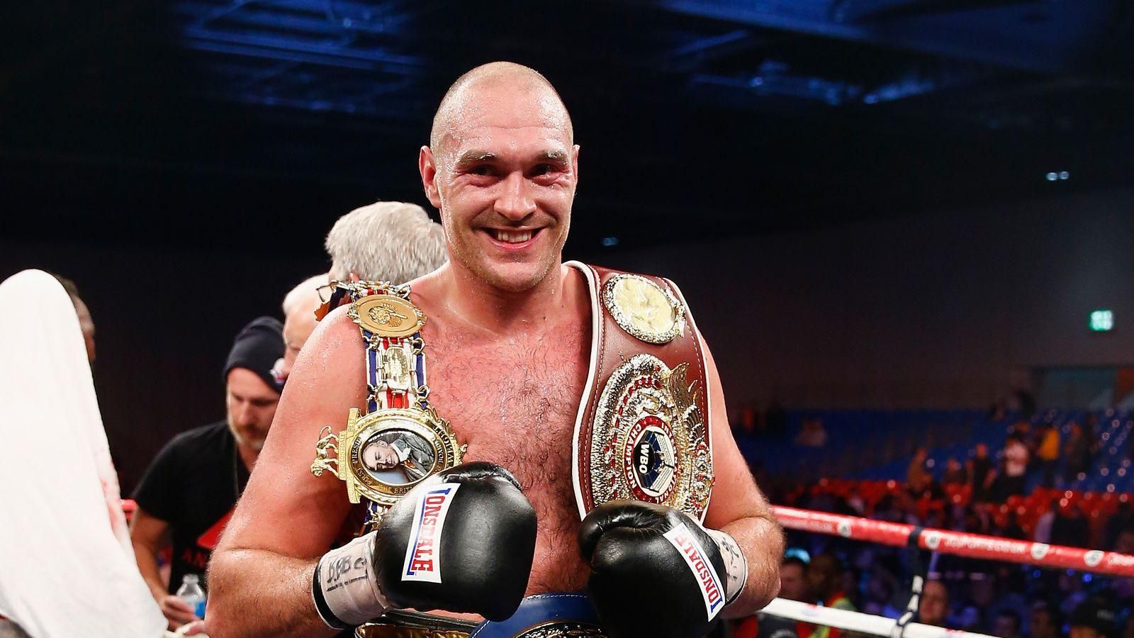 Тайсон Ф'юрі переміг П'янету та домовився про бій з Уайлдером: відео Тайсон Ф'юрі переміг П'янету та домовився про бій з Уайлдером: відео