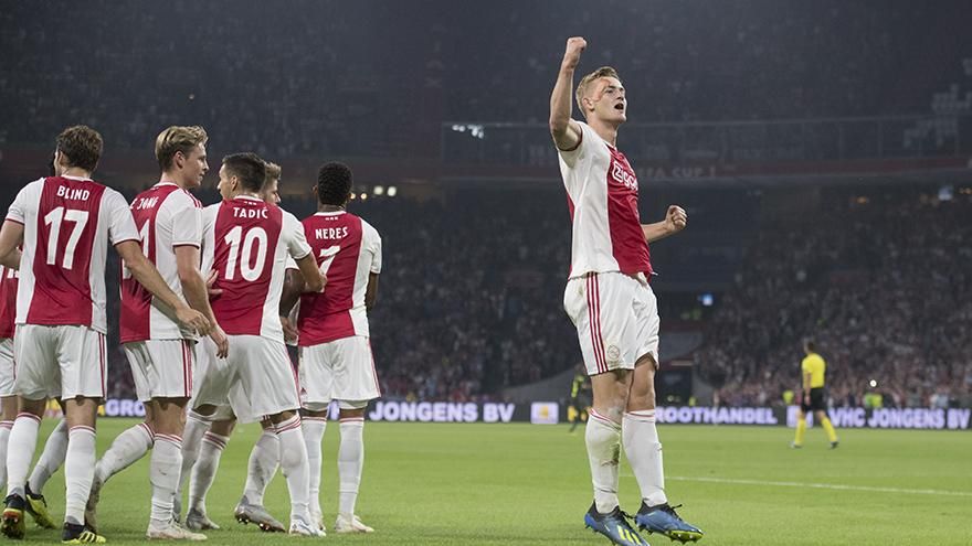 Молоді, але вже досвідчені: що слід знати про футболістів "Аякса" Молоді, але вже досвідчені: що слід знати про футболістів "Аякса"