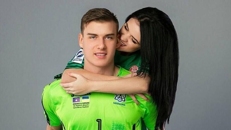 Девушка Лунина прокомментировала переход украинца в "Леганес" Девушка Лунина прокомментировала переход украинца в "Леганес"