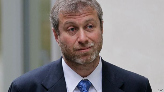 Абрамович нанял банкиров чтобы продать "Челси" за рекордную сумму Абрамович нанял банкиров чтобы продать "Челси" за рекордную сумму