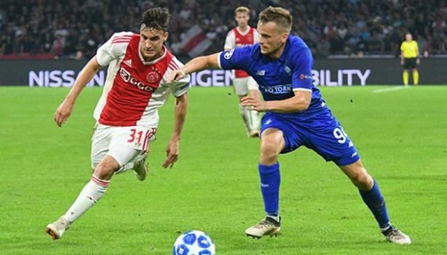 "Аякс" разгромил "Эммен" со счетом 5:0 перед матчем с "Динамо" "Аякс" разгромил "Эммен" со счетом 5:0 перед матчем с "Динамо"