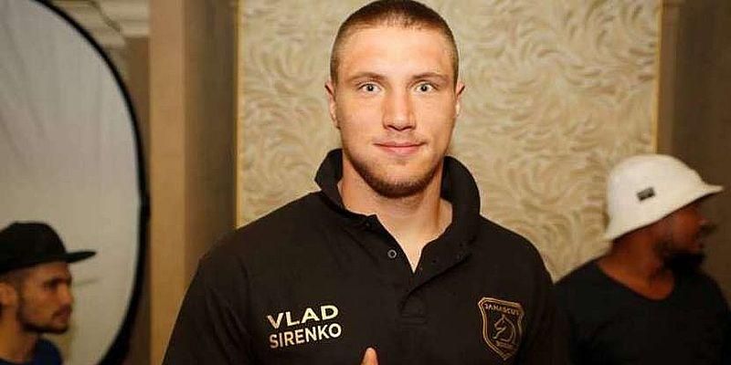 Український боксер увосьме нокаутував суперника у першому раунді: відео Український боксер увосьме нокаутував суперника у першому раунді: відео