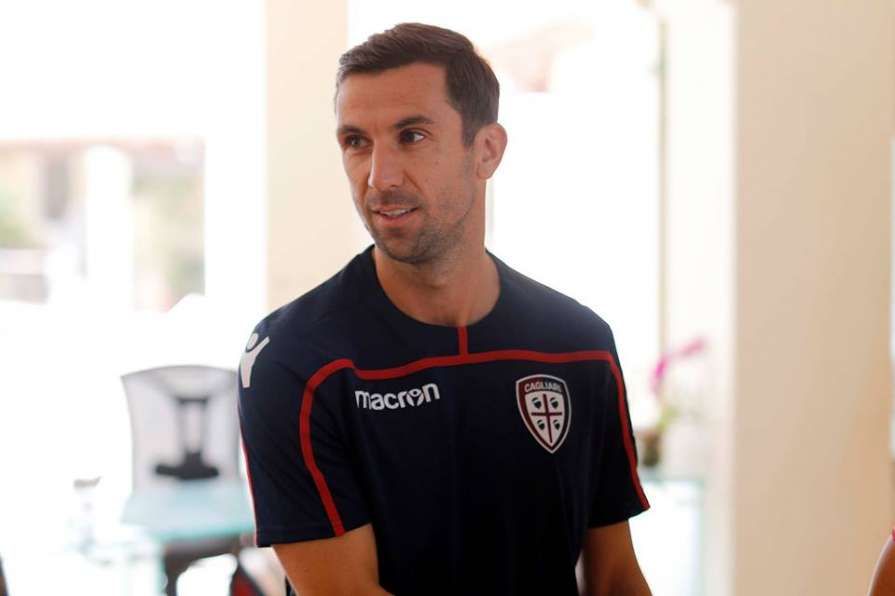 Срна дебютував за новий клуб після дискваліфікації Срна дебютував за новий клуб після дискваліфікації