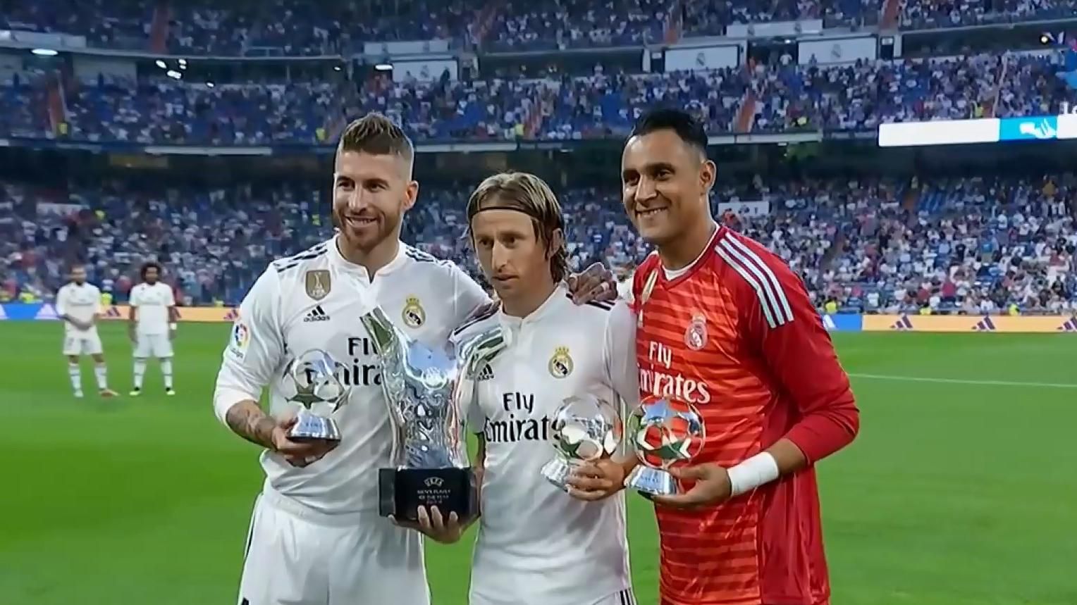 "Реал" одержал третью победу в матчах Примеры "Реал" одержал третью победу в матчах Примеры