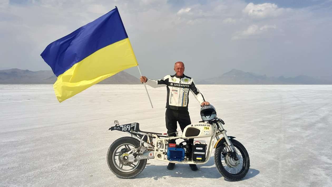 Кращі мотогонщики світу були шоковані: українець Малик двічі встановив незвичний рекорд