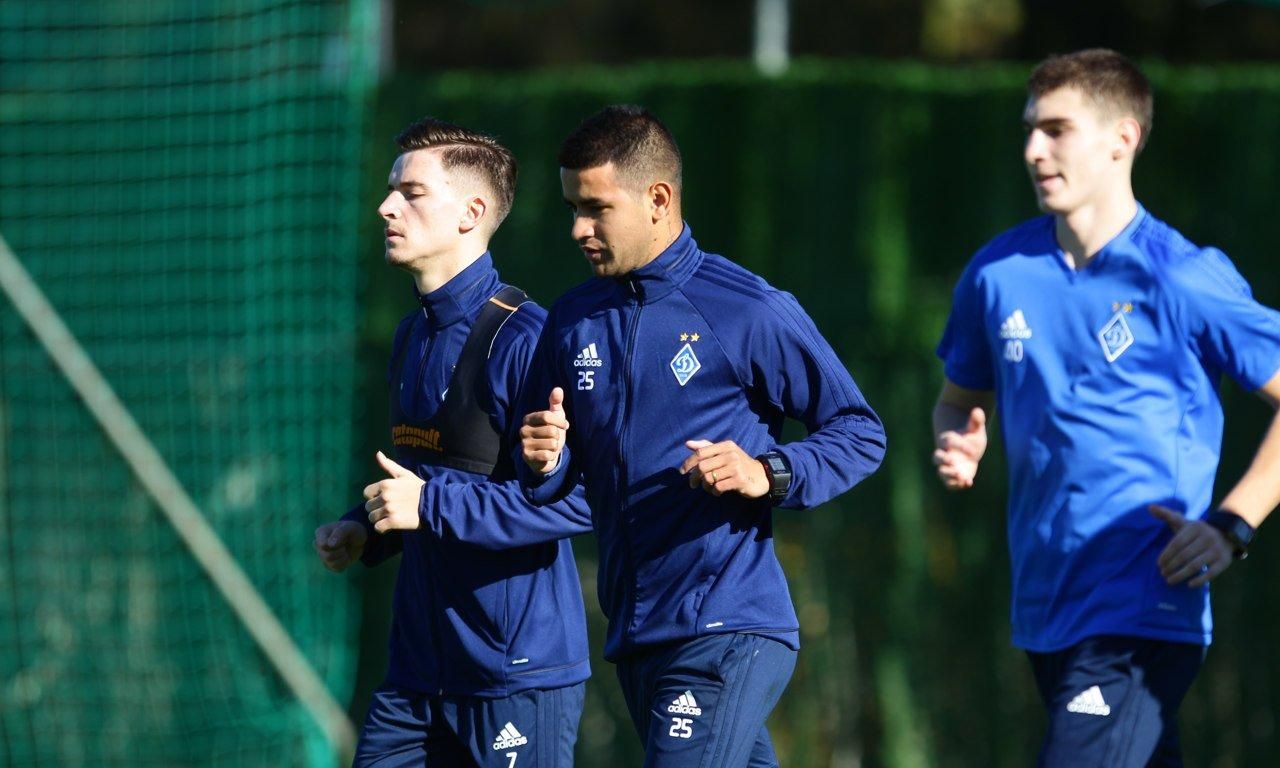 "Динамо" не успело подписать нового форварда до закрытия трансферного окна "Динамо" не успело подписать нового форварда до закрытия трансферного окна