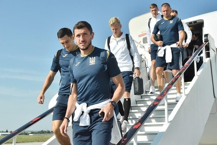 Сборная Украины прилетела во Львов на матч Лиги наций: расписание команды