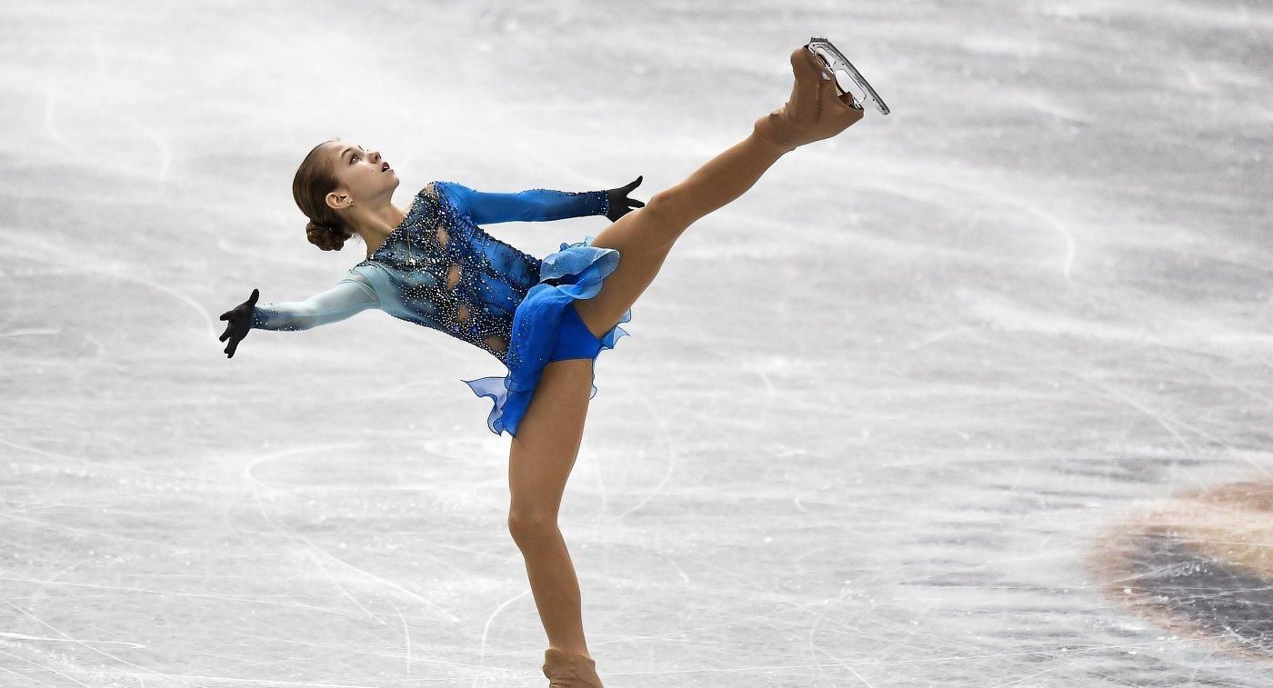 14-річна спортсменка встановила світовий рекорд у фігурному катанні: вражаюче відео 14-річна спортсменка встановила світовий рекорд у фігурному катанні: вражаюче відео