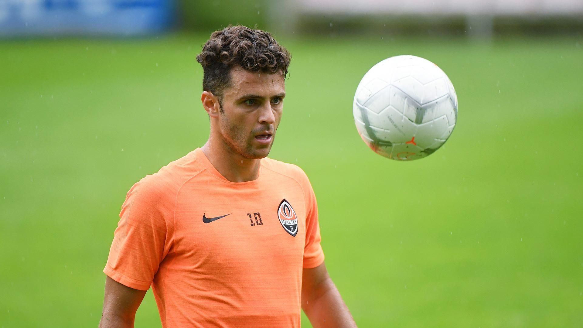 Шевченко предложил игроку "Шахтера" Мораесу выступать за сборную Украины Шевченко предложил игроку "Шахтера" Мораесу выступать за сборную Украины