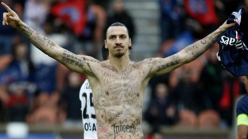 Златан Ибрагимович забил 500-й мяч в карьере Златан Ибрагимович забил 500-й мяч в карьере