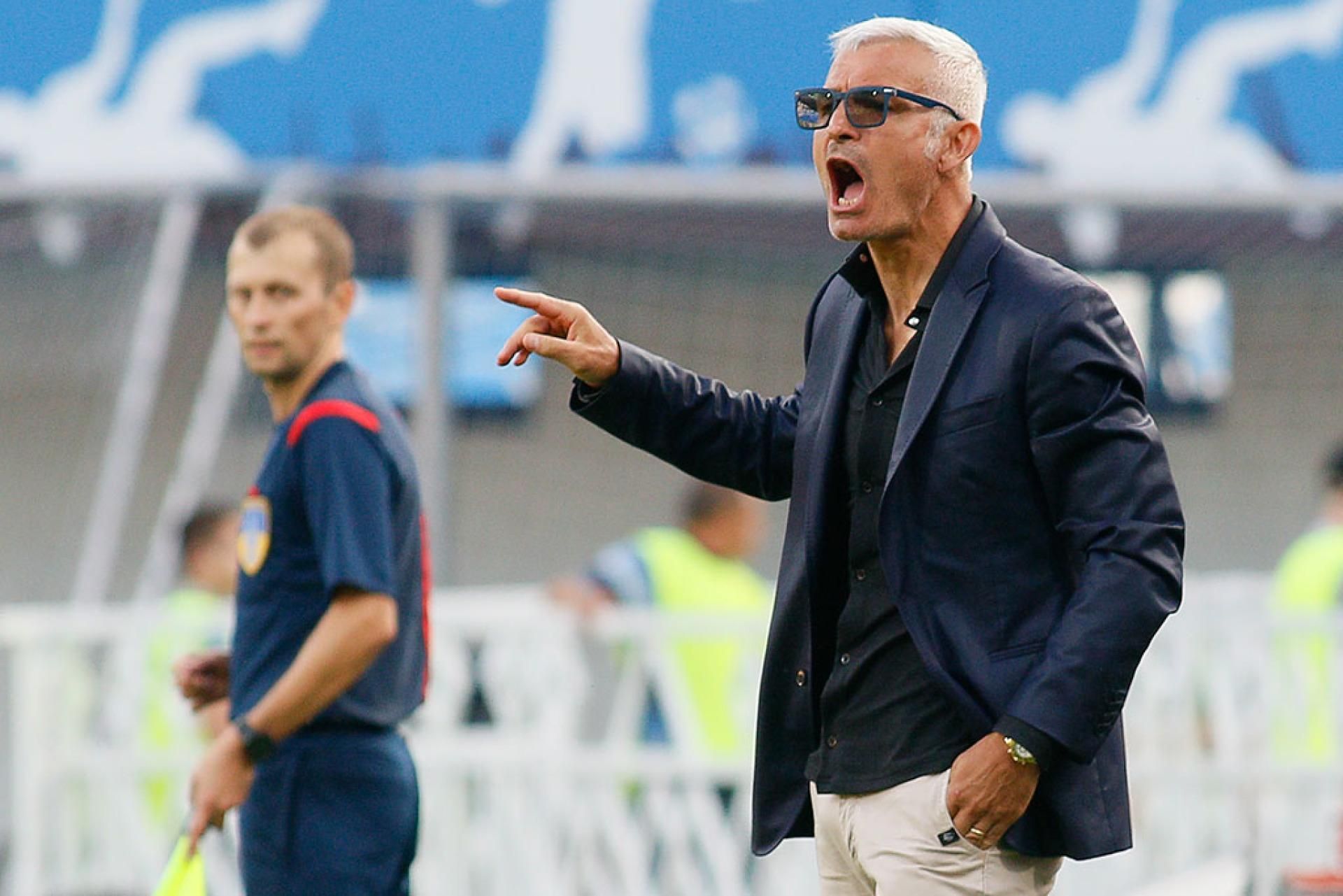 Раванеллі продовжує тренувати "Арсенал-Київ" попри заяву президента клубу про звільнення Раванеллі продовжує тренувати "Арсенал-Київ" попри заяву президента клубу про звільнення