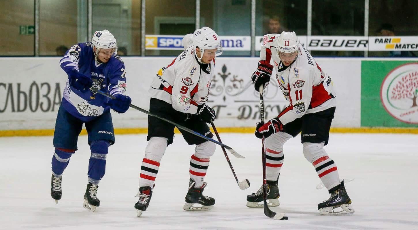 "Ледяные Волки" крупно уступили "Донбассу" на своей новой арене "Ледяные Волки" крупно уступили "Донбассу" на своей новой арене