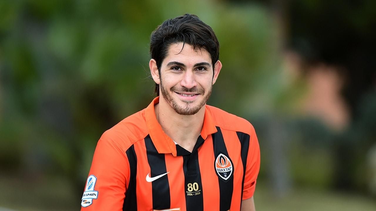 Збірна України з футболу може поповнитися аргентинським гравцем Збірна України з футболу може поповнитися аргентинським гравцем