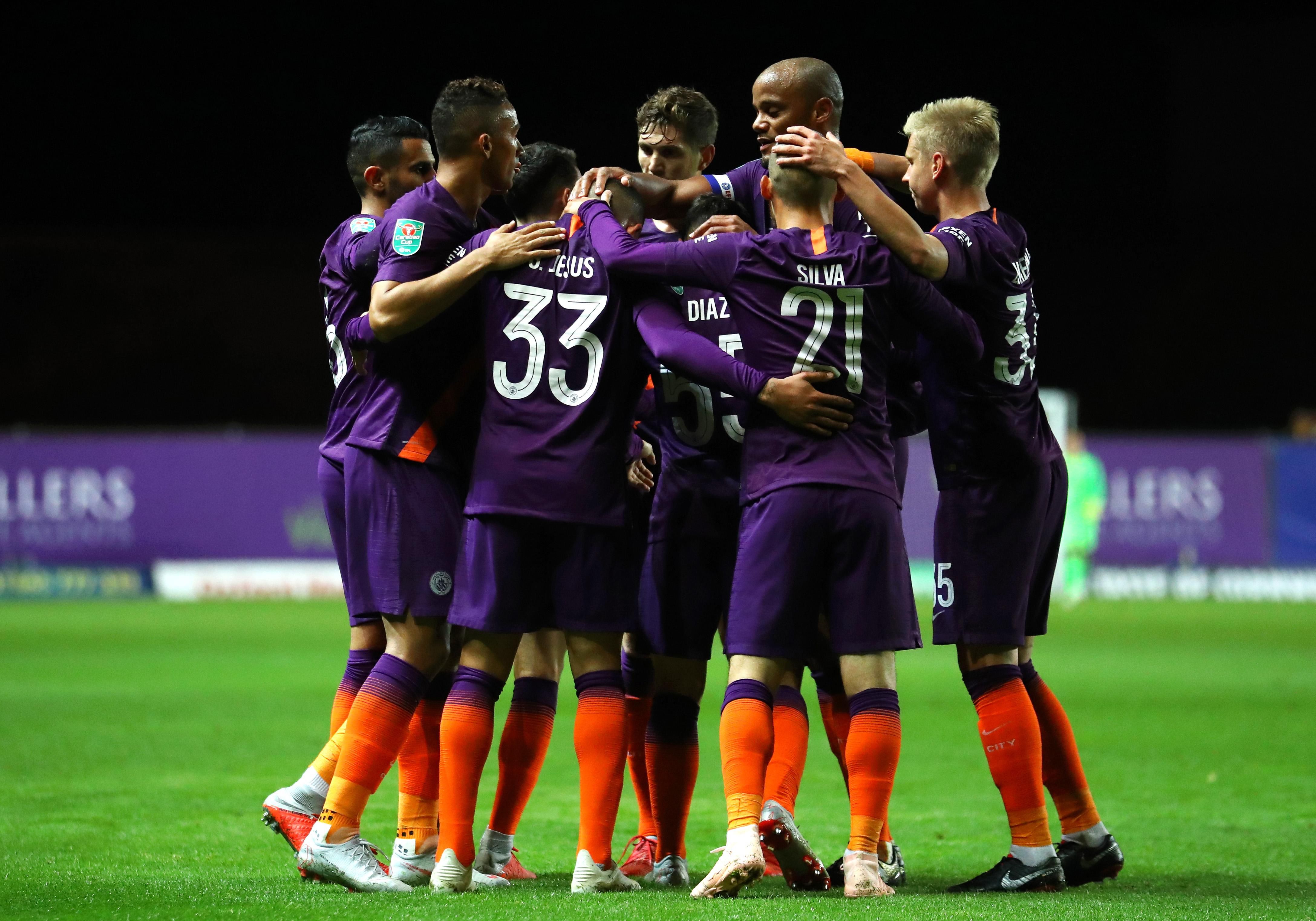 Зінченко допоміг "Манчестер Сіті" перемогти у матчі Кубка ліги: відео дій українця Зінченко допоміг "Манчестер Сіті" перемогти у матчі Кубка ліги: відео дій українця