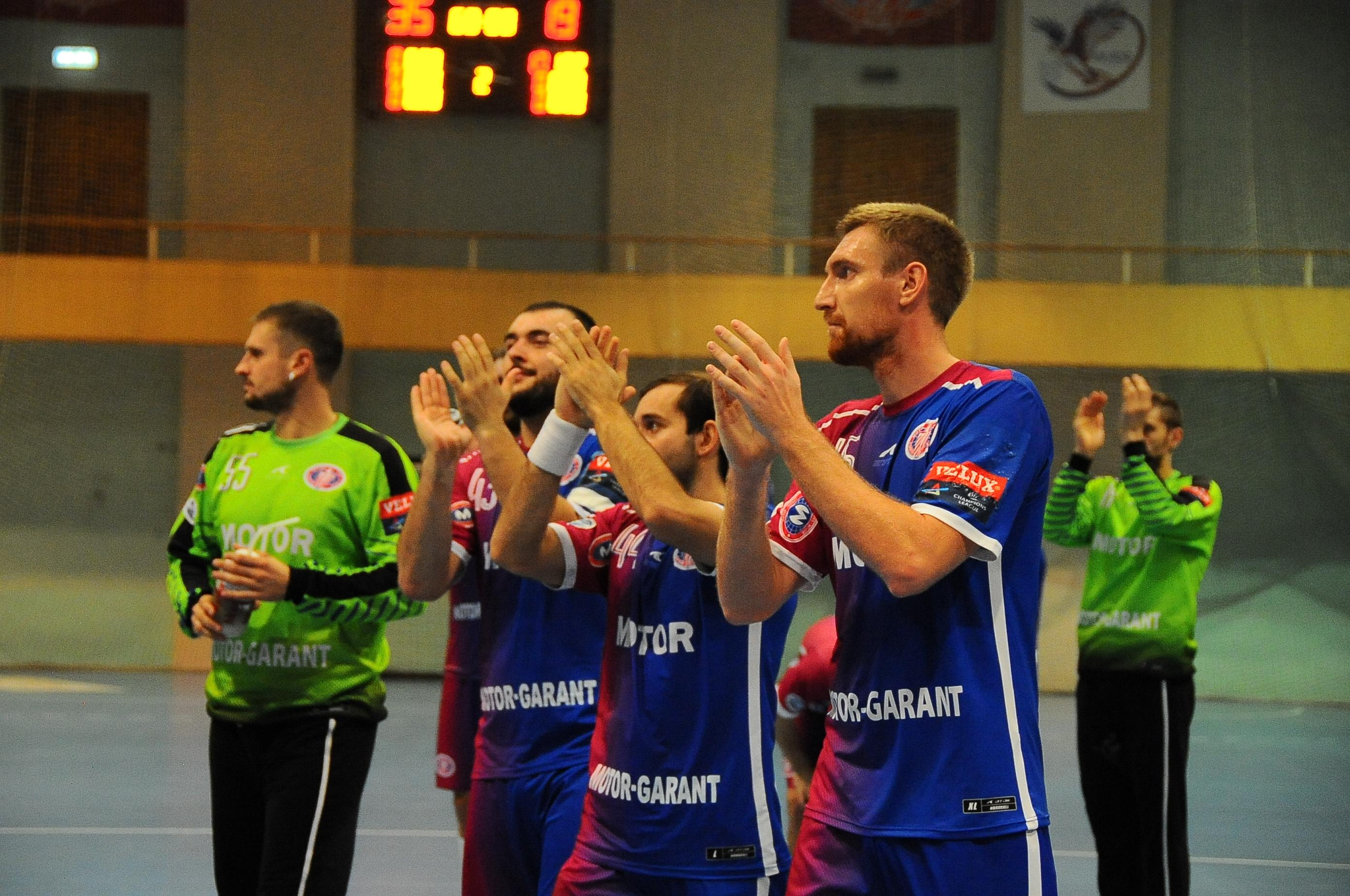 Гандболисты "Мотора" убрали логотип "Северного потока-2" со своей формы