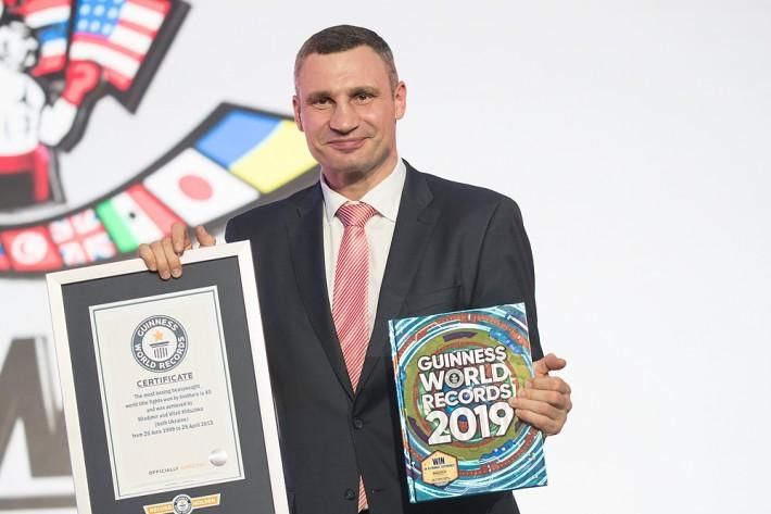 Братья Кличко попали в Книгу рекордов Гиннеса: известно почему Братья Кличко попали в Книгу рекордов Гиннеса: известно почему