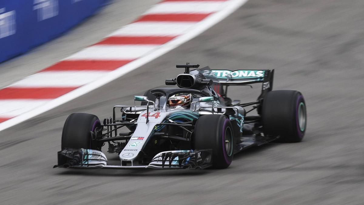 Хемілтон розкритикував трасу у Росії: Зробіть її гоночною! Хемілтон розкритикував трасу у Росії: Зробіть її гоночною!