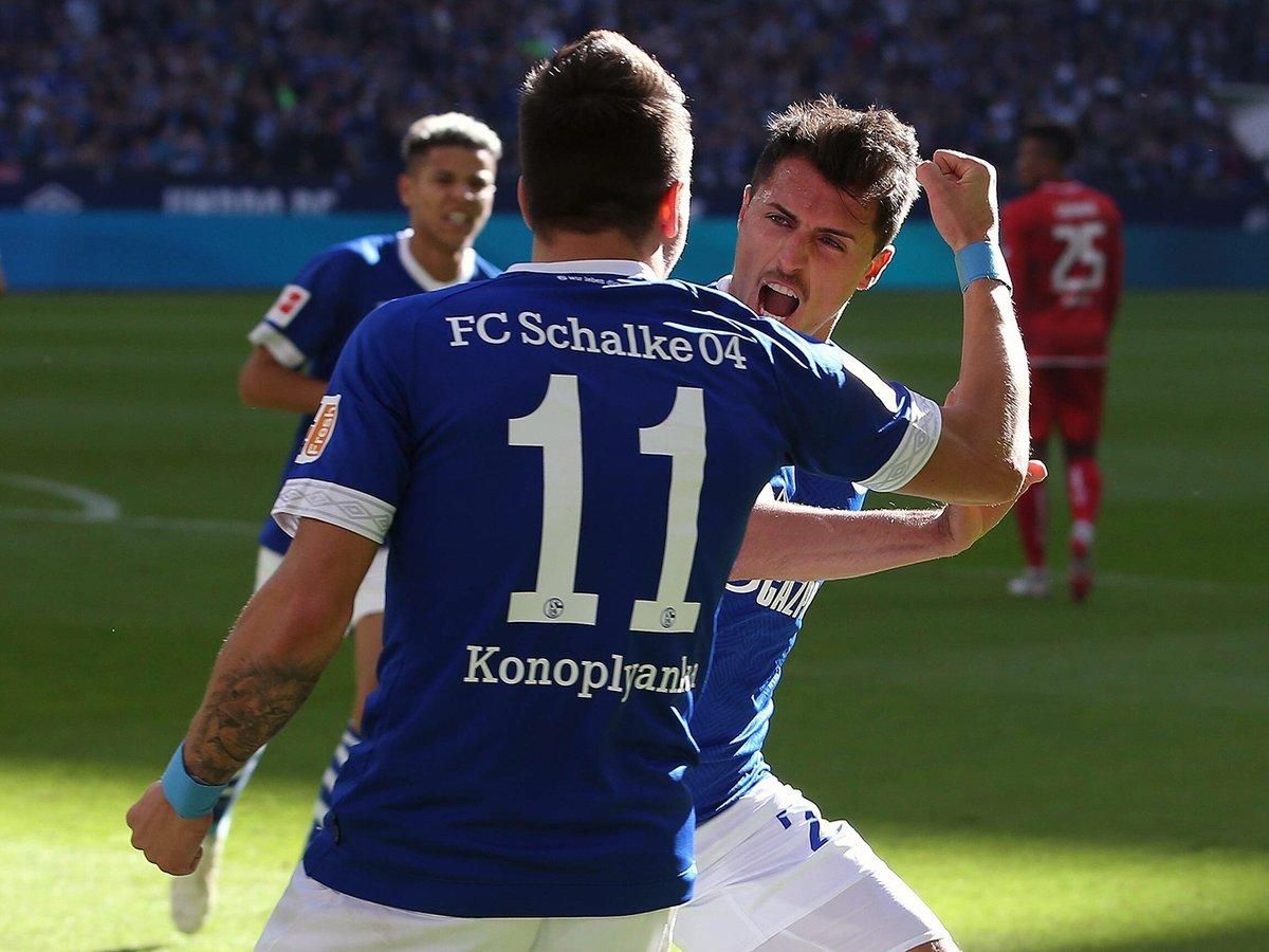 Коноплянка потрапив до стартового складу "Шальке" на матч проти "Локомотива", Михалик поза грою Коноплянка потрапив до стартового складу "Шальке" на матч проти "Локомотива", Михалик поза грою