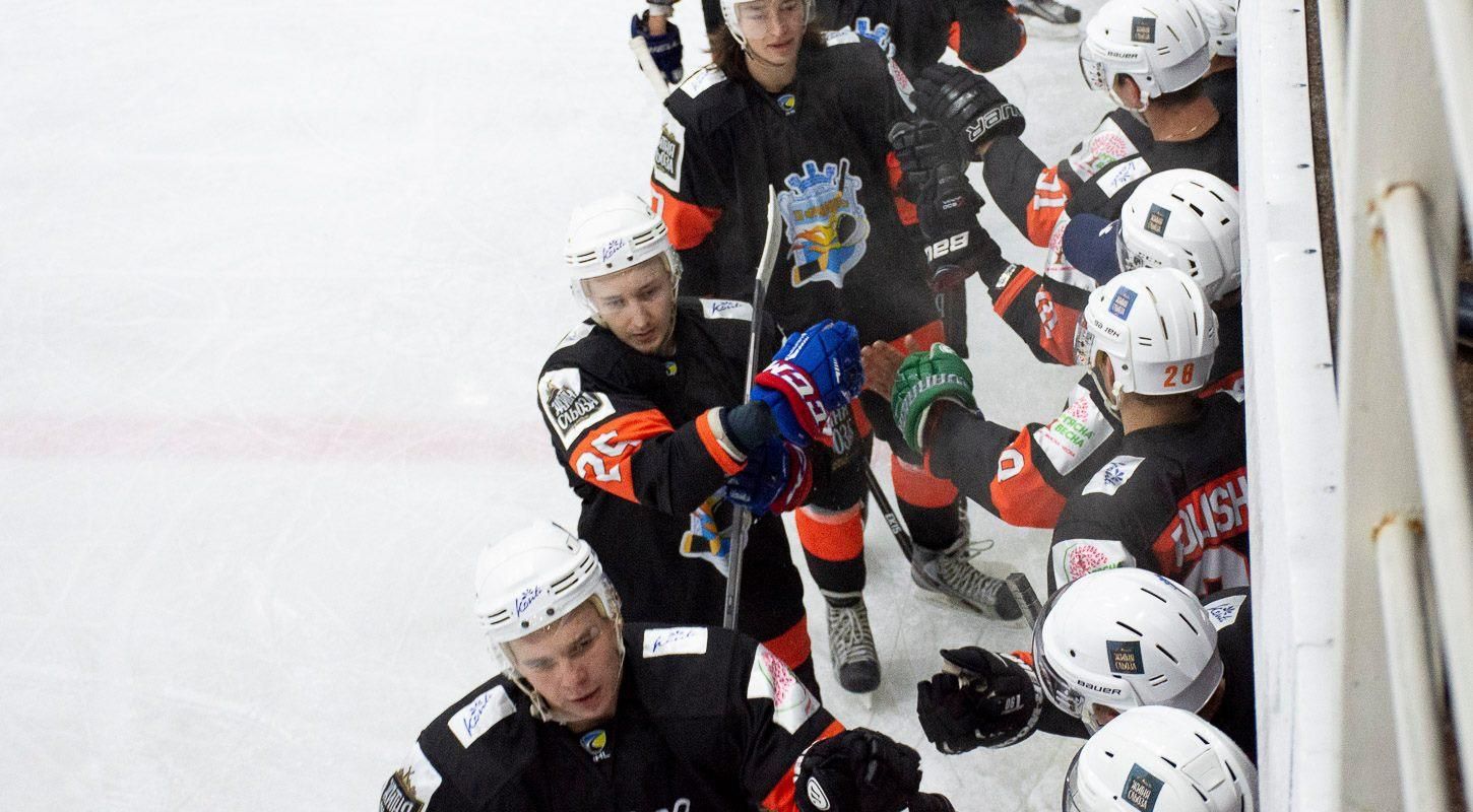 "Днепр" потерпел первое поражение в сезоне УХЛ "Днепр" потерпел первое поражение в сезоне УХЛ