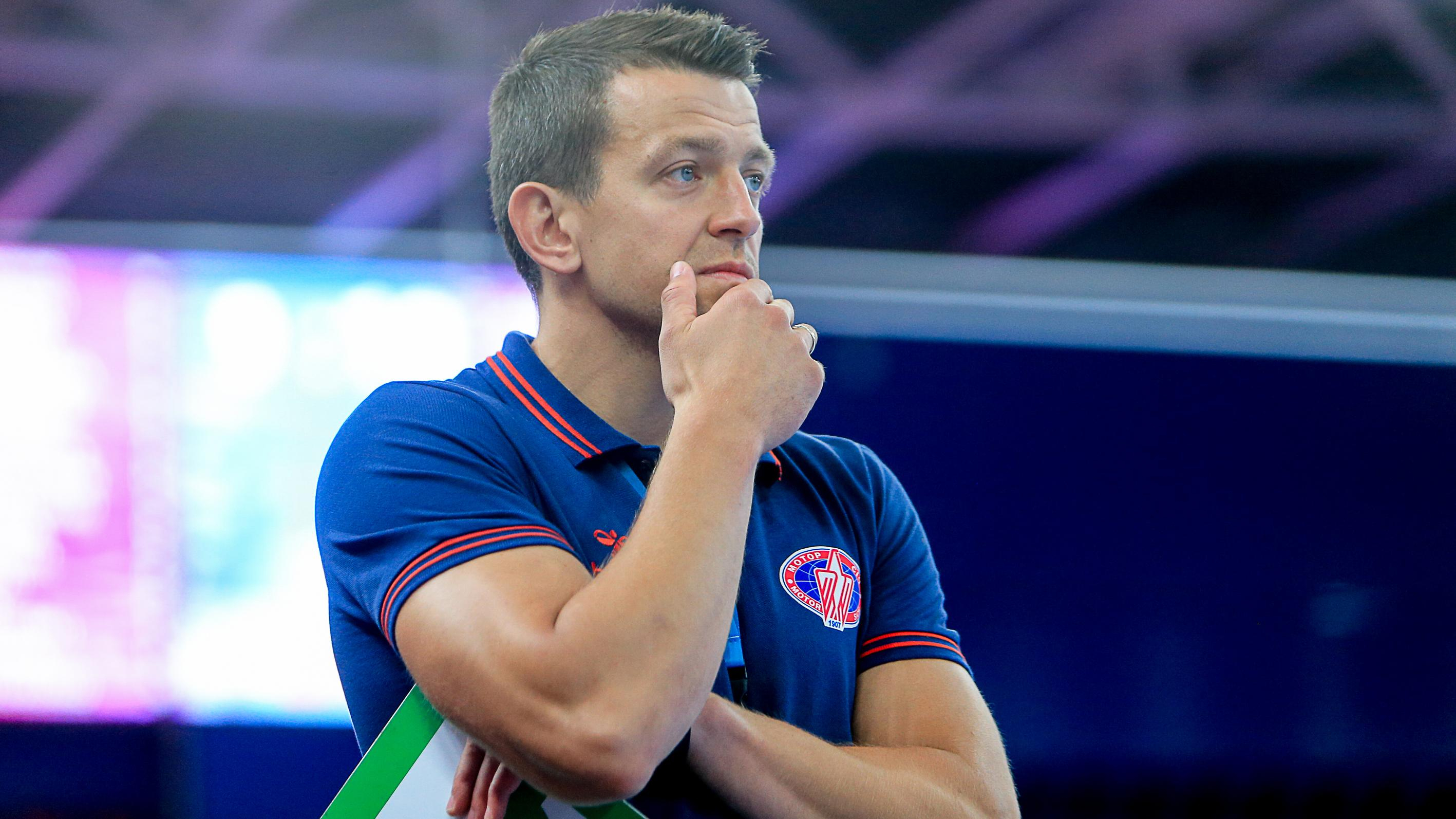 Запорожский "Мотор" уволил главного тренера