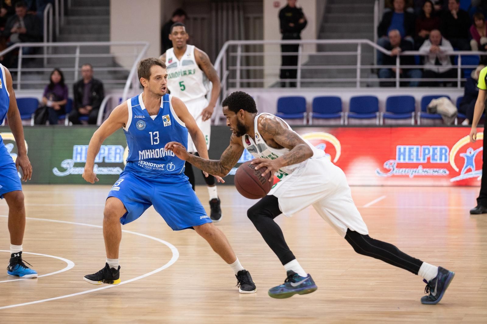 "Запорожье" победило "Николаев" в первом матче нового сезона Суперлиги "Запорожье" победило "Николаев" в первом матче нового сезона Суперлиги