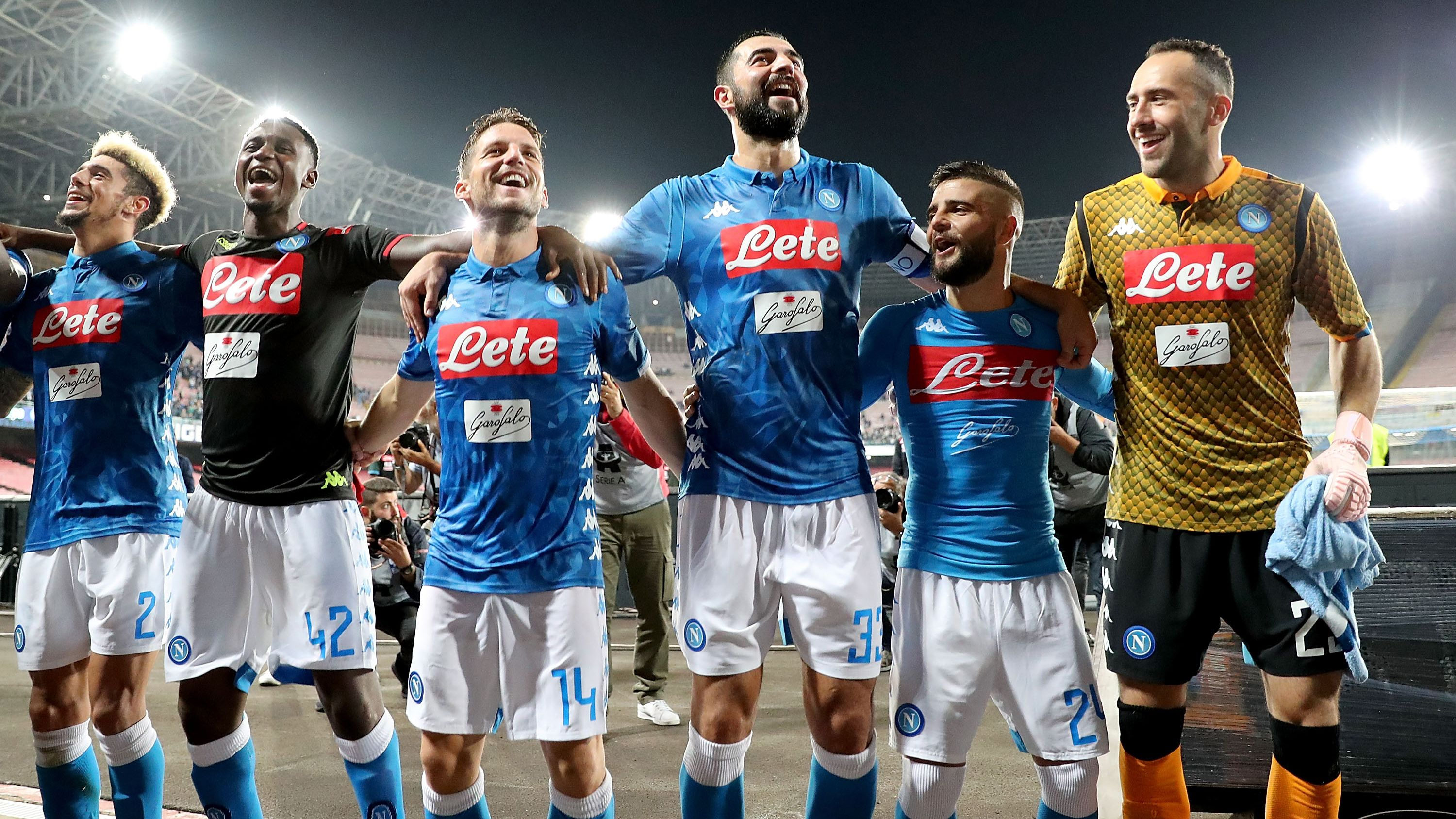 Победа не помогла "Наполи" догнать "Ювентус"