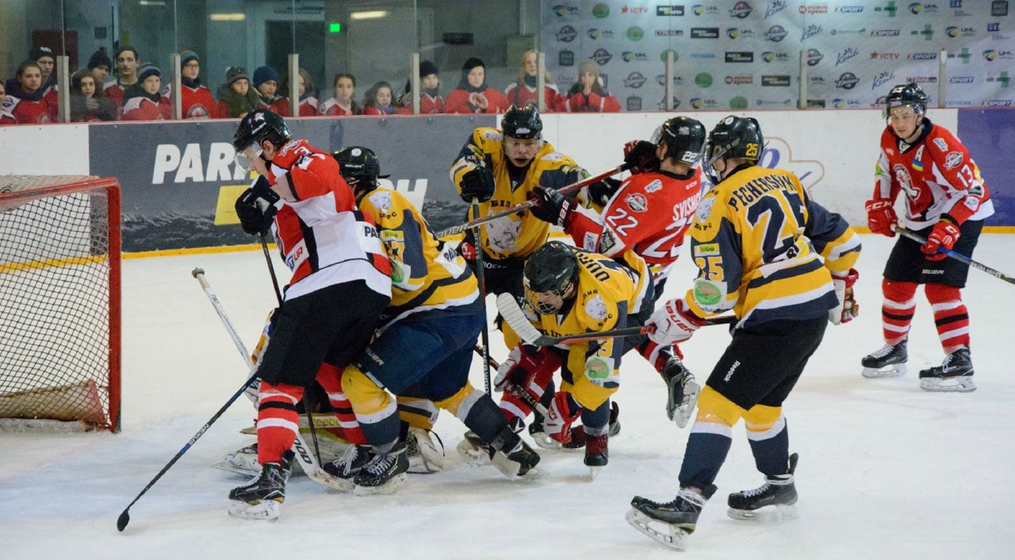 Хокей: "Донбас" зазнав уже третьої поразки на старті сезону Хокей: "Донбас" зазнав уже третьої поразки на старті сезону