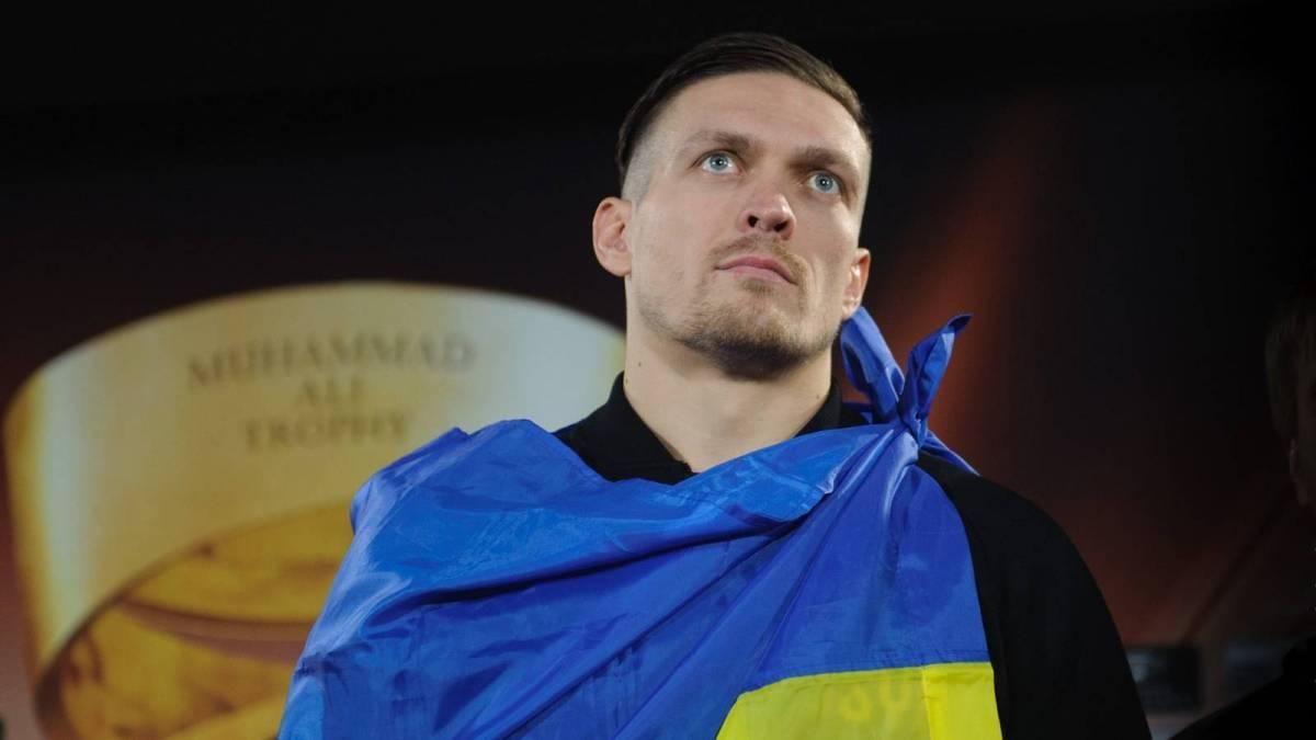 Як Усик готується до бою з Белью: відео з тренувань українця Як Усик готується до бою з Белью: відео з тренувань українця