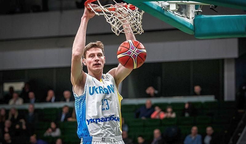 Украинец Пустовой дебютировал за "Барселону" в Евролиге матчем против ЦСКА в Москве Украинец Пустовой дебютировал за "Барселону" в Евролиге матчем против ЦСКА в Москве