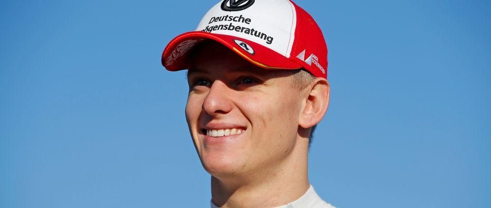 Сын Михаэля Шумахера выиграл чемпионат европейской Формулы-3